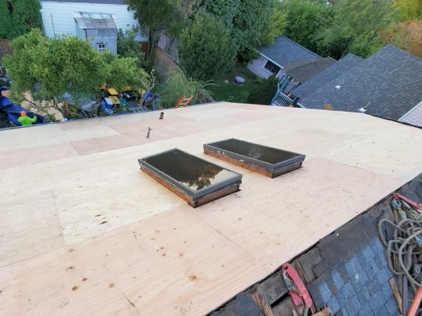 Completed Skylight Replacement In Belmont Portland Or By Her Roofing